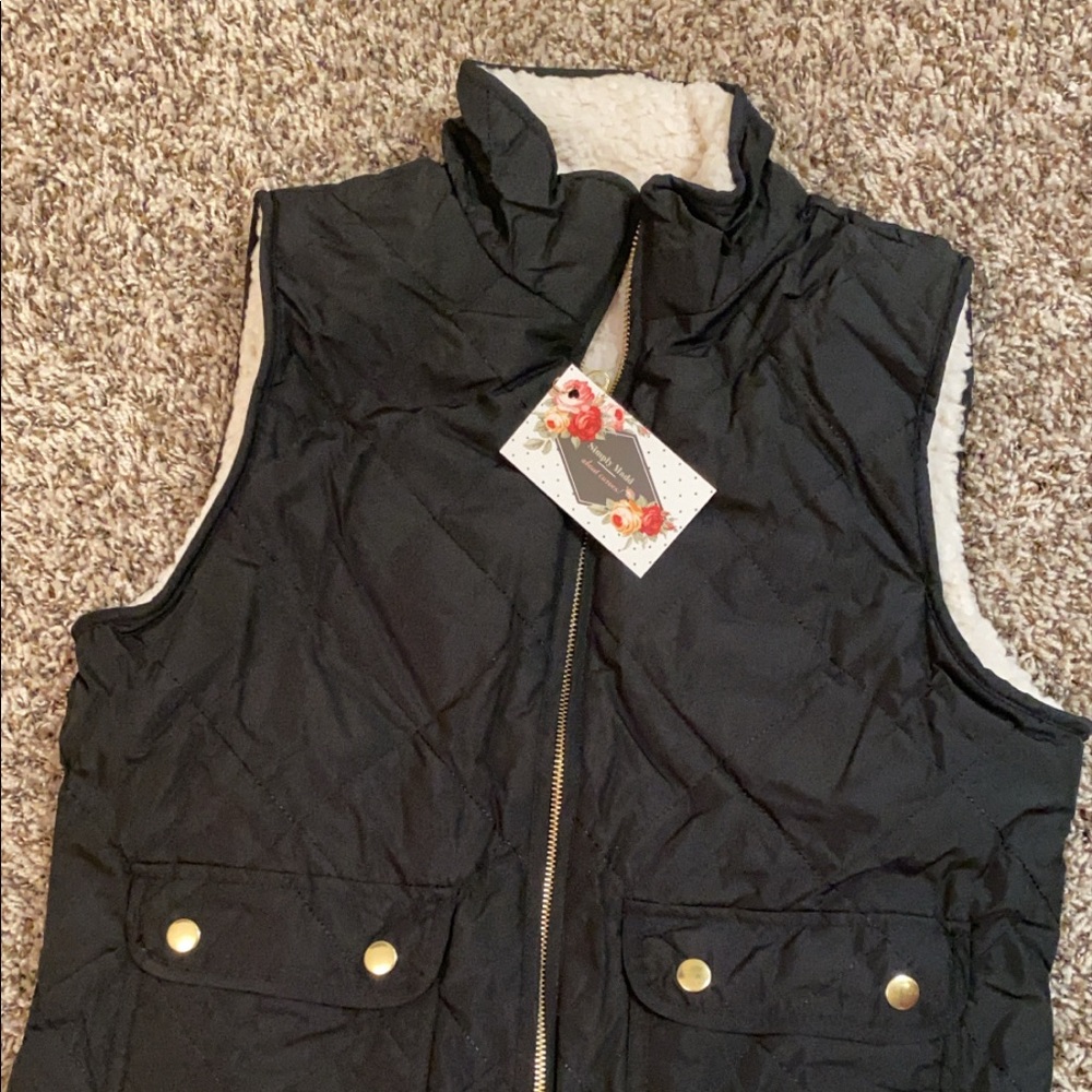 Reversible vest